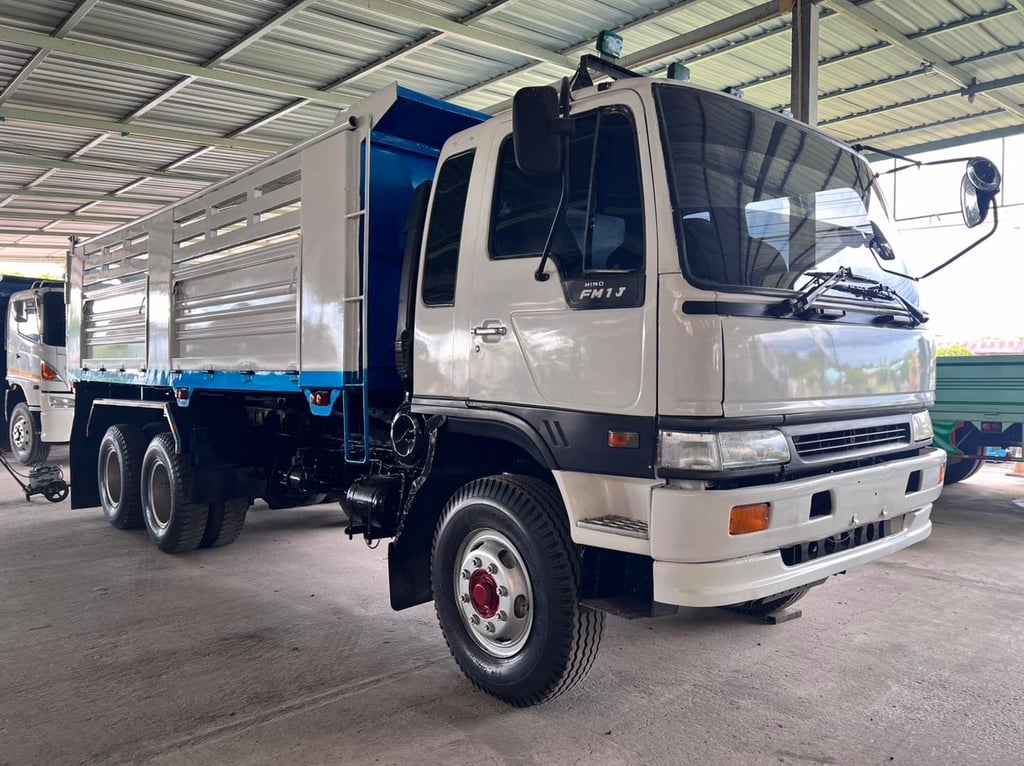 ขายรถดั้ม2เพลา HINO FM1J 260แรง ขายรถดั้ม2เพลา HINO FM1J 260แรง
