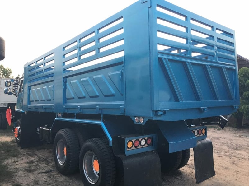 เสร็จสดใหม่ รถดั้ม2เพลา ร็อกกี้240แรง เกียร์ฟูลเลอร์ บิ้วใหม่สวยพร้อมใช้งาน