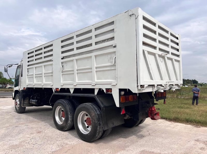 ขายรถดั้ม2เพลา 650,000 สนใจติดต่อ 090-8588220 เฮียณรงค์