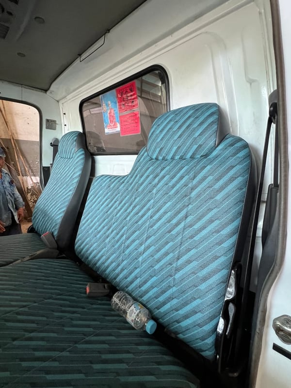 ขายด่วน!!! 4 ล้อ จัมโบ้ 100 แรง เทอร์โบ ป้ายเล็ก NKR ตาเพชร รถห้างแท้ ปี 50