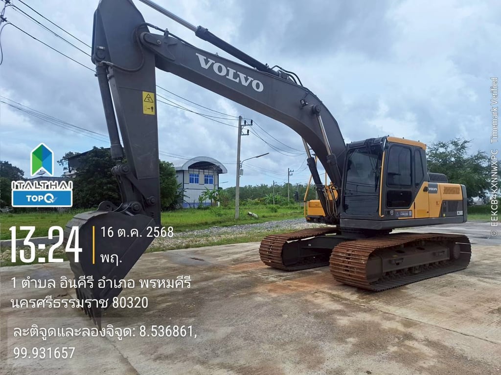 แม็คโคร VOLVO Ec200D ไมล์ 1,760ชม. แม็คโคร VOLVO Ec200D ไมล์ 1,760ชม.