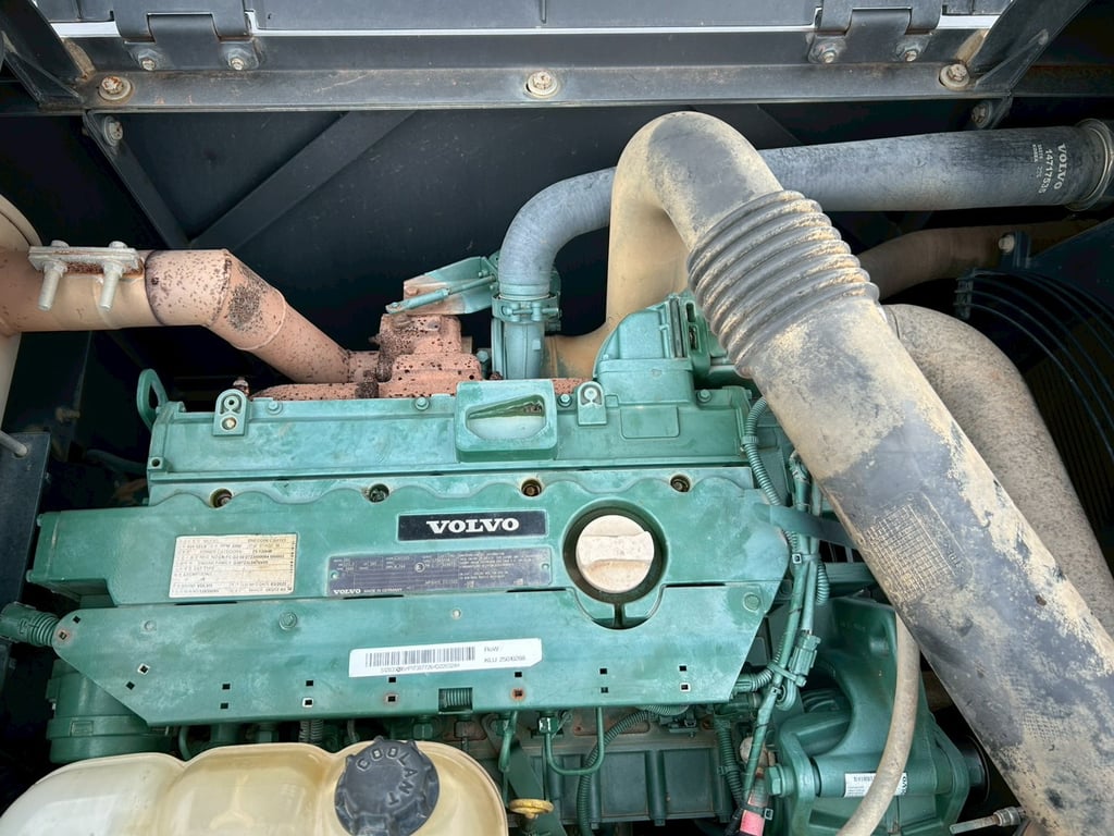 แม็คโคร Volvo EC200D รถสวย แม็คโคร Volvo EC200D รถสวย