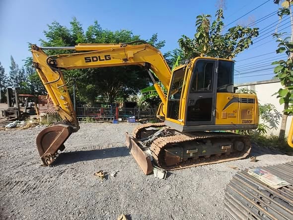 SDLG E680F 3,150ชม ราคา670,000 SDLG E680F 3,150ชม ราคา670,000