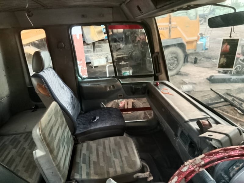 ขายหัวรถบรรทุก Hino 3M ขายหัวรถบรรทุก Hino 3M