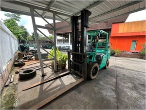 ฟอลคลิฟท์ 3 ตัน MITSUBISHI มือสองสภาพดี!!