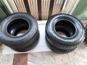 ยางมือสอง 265 70R16 ตำหนิขอบยางนิดเดียวไม่มีผลต่อการใช้งาน