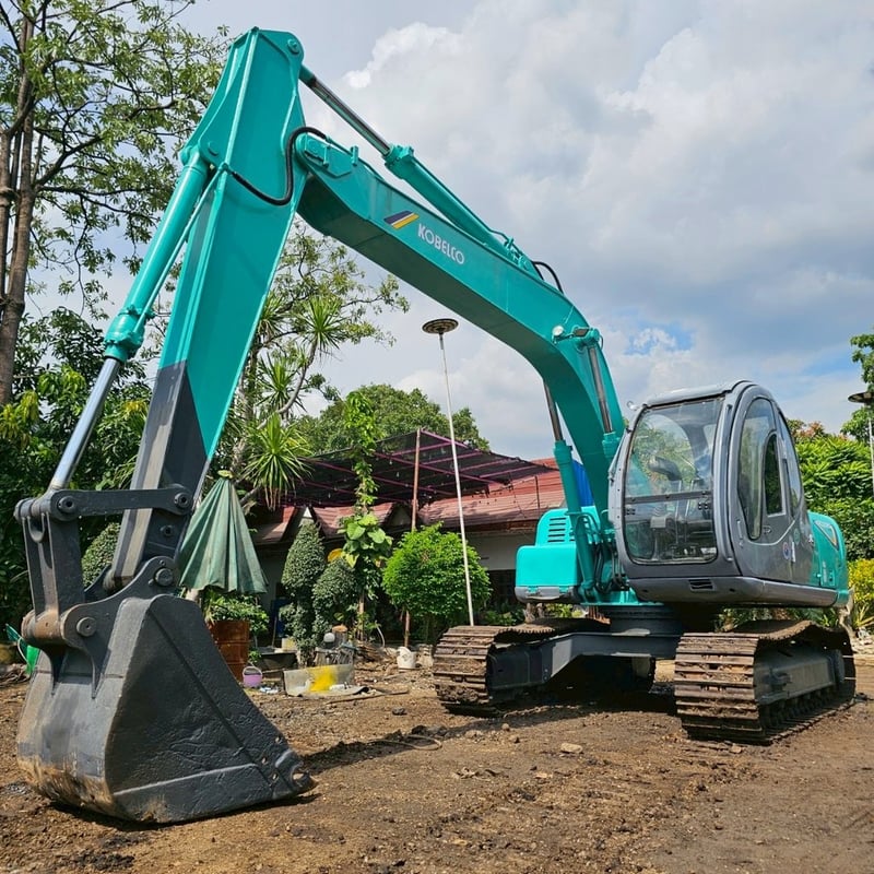 รถขุด KOBELCO SK120-5 MARK V รถขุด KOBELCO SK120-5 MARK V