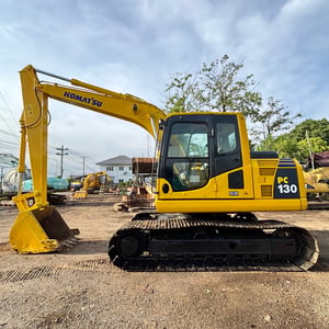 แบคโฮ KOMATSU PC130-8