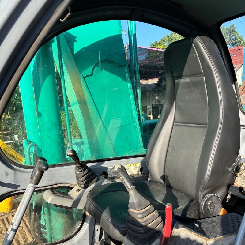 ขาย รถขุดบูมยาว KOBELCO SK200-5 SUPER