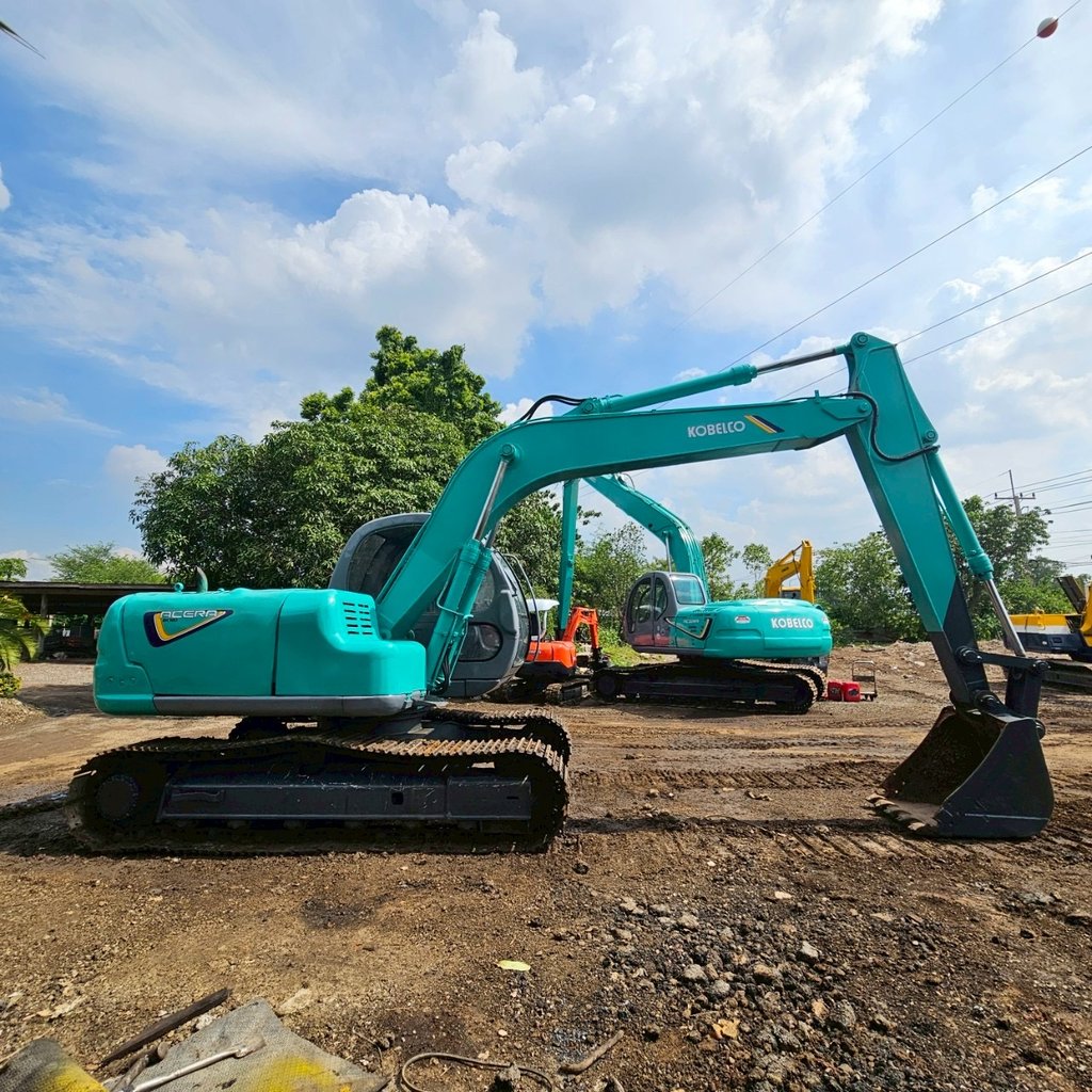 รถขุด KOBELCO SK120-5 MARK V