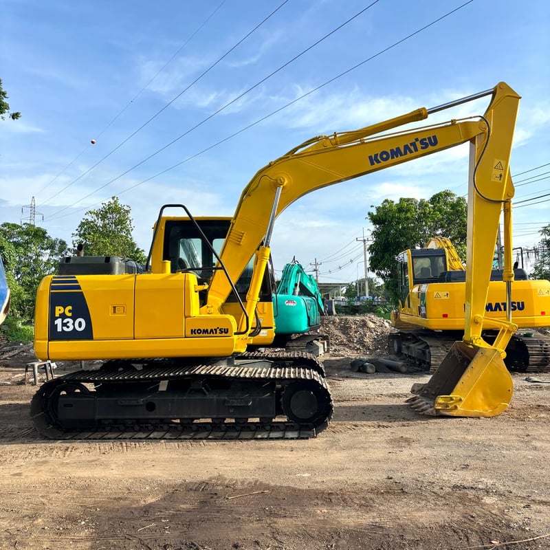 แบคโฮ KOMATSU PC130-8