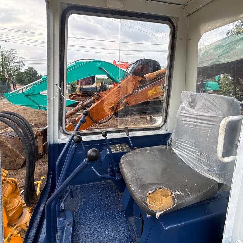 รถขุดเล็ก KOMATSU PC20-2 รถขุดเล็ก KOMATSU PC20-2