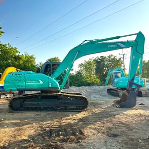 ขาย รถขุด KOBELCO SK200-5 SUPER มาร์คไฟว์