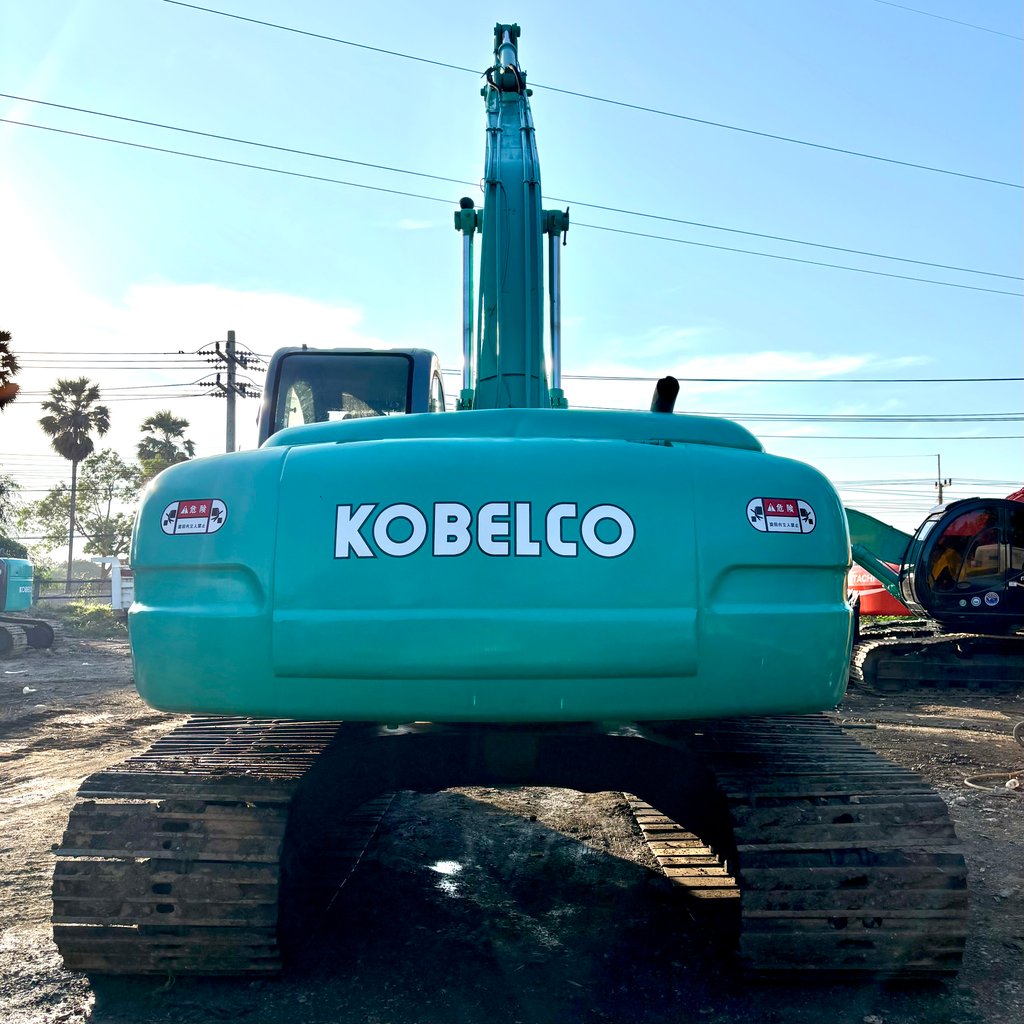 ขาย รถขุดบูมยาว KOBELCO SK200-5 SUPER