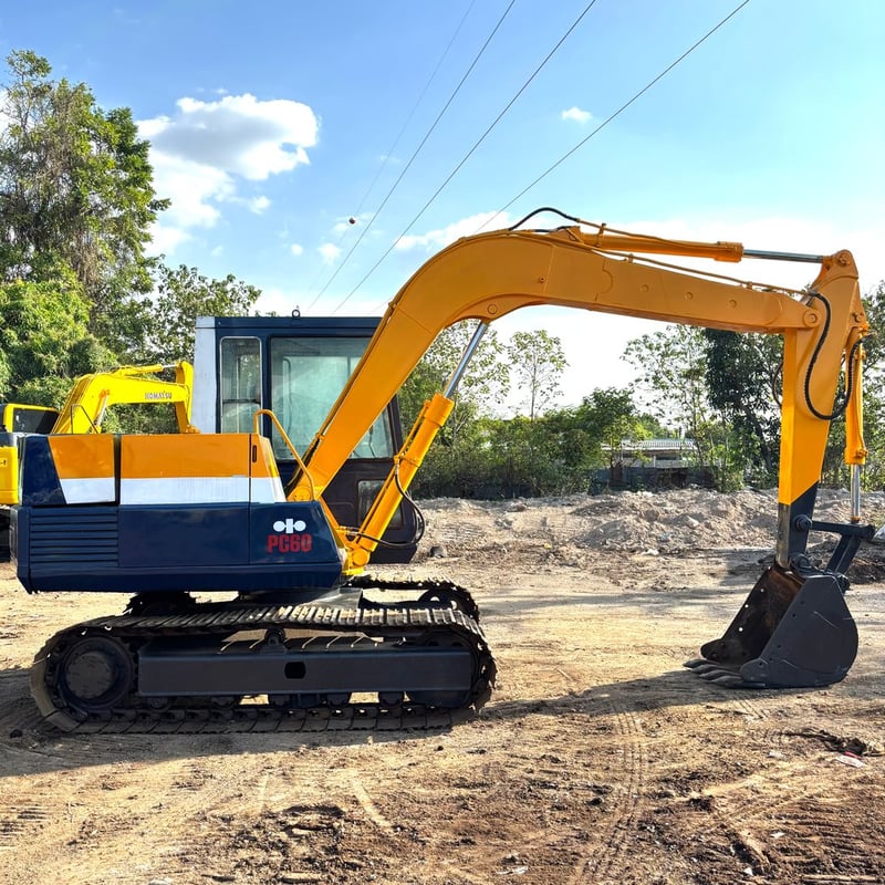 ขาย รถขุด KOMATSU PC60-5 