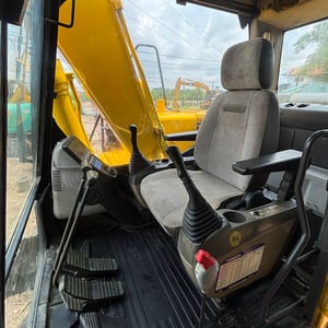 แบคโฮ KOMATSU PC130-8