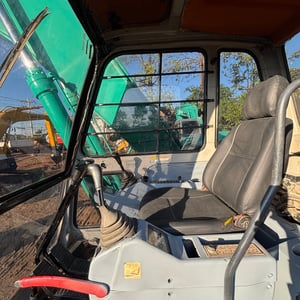 ขาย รถขุด KOBELCO SK200-5 SUPER มาร์คไฟว์