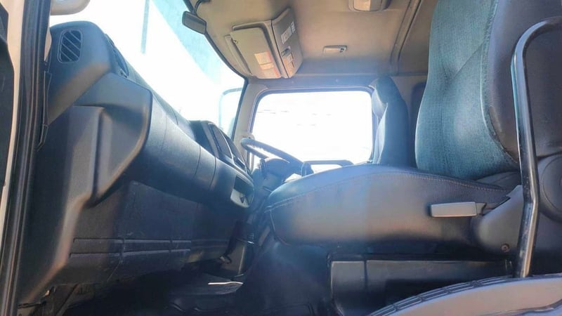 NISSAN UD CWM 260แรงม้า รถบรรทุก หัวลาก 10ล้อ หัวลาก เฉพาะหัว ปี2016 NISSAN UD CWM 260แรงม้า รถบรรทุก หัวลาก 10ล้อ หัวลาก เฉพาะหัว ปี2016