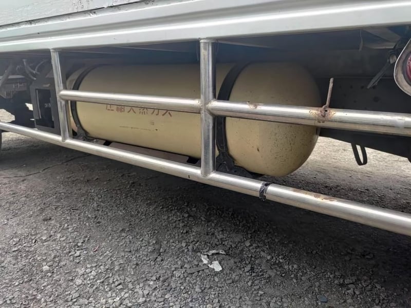 ISUZU NQR 175แรงม้า รถบรรทุก 6ล้อ ตู้เย็น ปี2011 ISUZU NQR 175แรงม้า รถบรรทุก 6ล้อ ตู้เย็น ปี2011