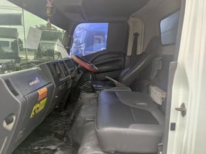 ISUZU NQR 175แรงม้า รถบรรทุก 6ล้อ ตู้เย็น ปี2011 ISUZU NQR 175แรงม้า รถบรรทุก 6ล้อ ตู้เย็น ปี2011