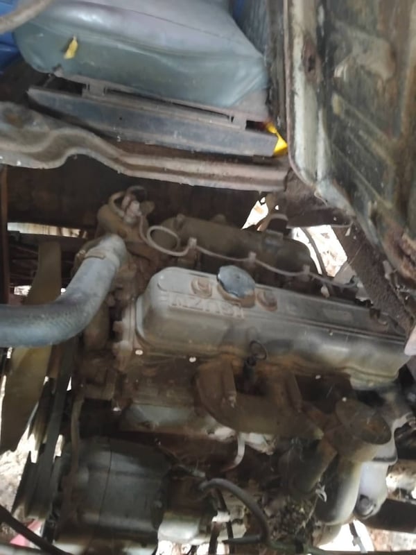 ขายหกล้อฝาขาว