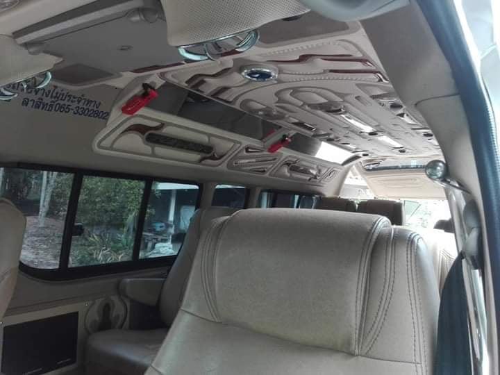 ขายรถตู้คอมมิวเตอร์ปี2557