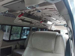 ขายรถตู้คอมมิวเตอร์ปี2557