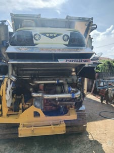 ยกคู่รถเกี่ยวพร้อมเทรลเลอร์ ยกคู่รถเกี่ยวพร้อมเทรลเลอร์