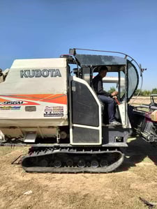 ขายรถเกี่ยวข้าวDC95ปี55