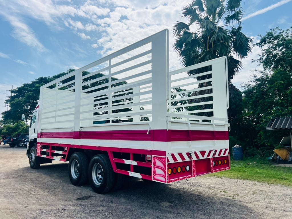 ISUZU FVM 240แรงม้า รถบรรทุก 10ล้อ กระบะคอกสูง ปี2019 ISUZU FVM 240แรงม้า รถบรรทุก 10ล้อ กระบะคอกสูง ปี2019