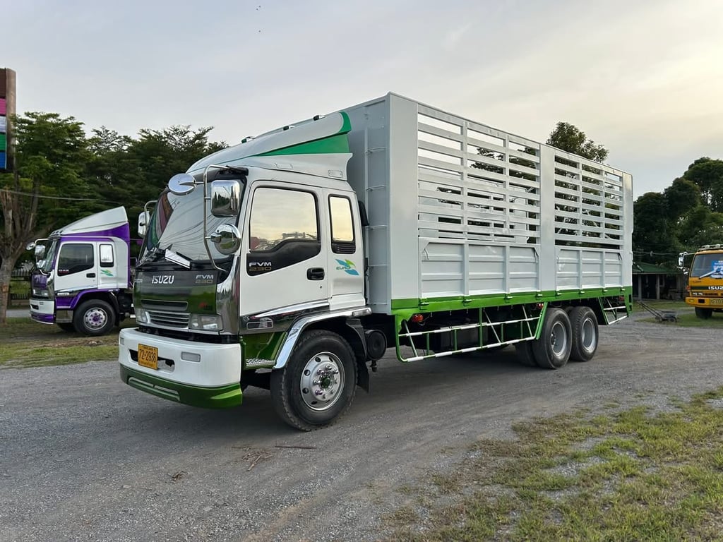 อีซุ 230 แรง คอกสูง เพลาเดียว อีซุ 230 แรง คอกสูง เพลาเดียว