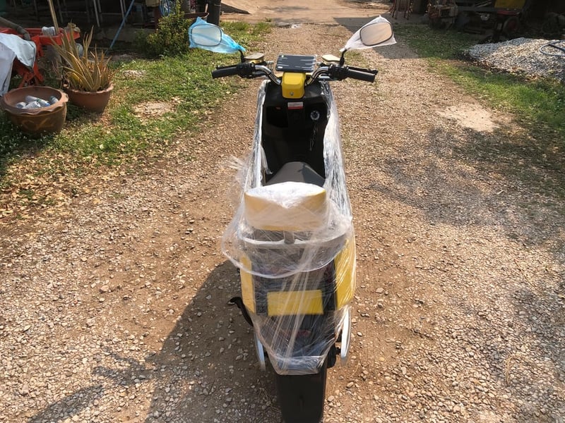 ขายรถไฟฟ้าใหม่aj c-lionจดทะเบียนได้ของแถมครบราคา38,500บาทโทร088-9049322