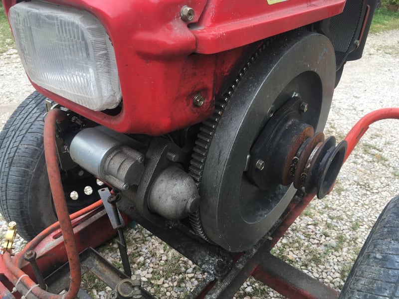 ขายเครื่องสูบน้ำดีเซลไดสตาร์ท11แรงพร้อมใช้งานราคา25,000บาทโทร088-9049322