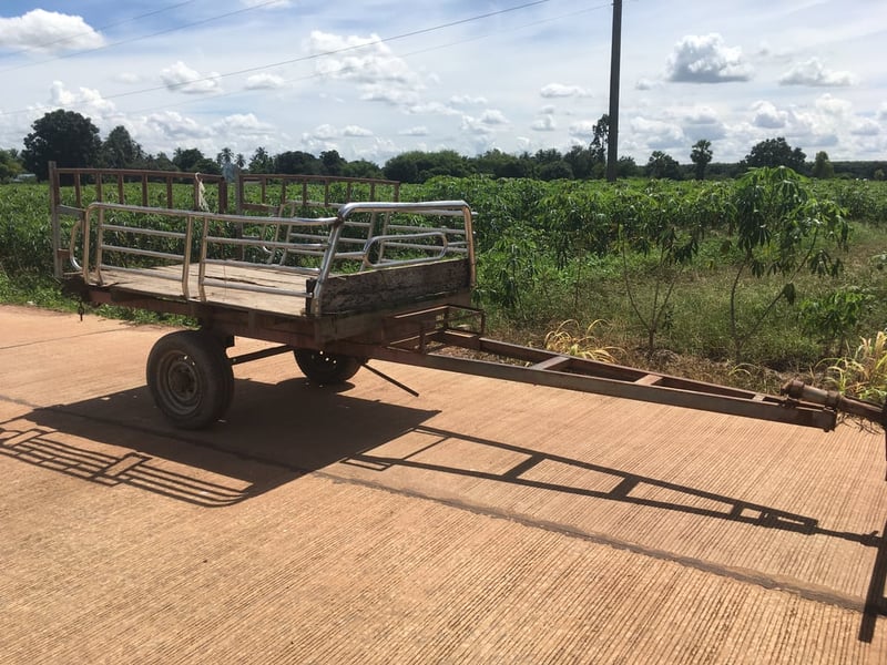 ขายสาลี่เทเลอร์ดั้มใส่รถไถเพลาตันโทร088-9049322