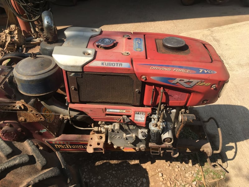 ขายรถไถเดินตามเครื่องkubota Rt120โครงกระทิงแดงks72หางเทาพร้อมล้อยางขอบ14ราคา39,000บาทสนใจติดต่อ088-9049322