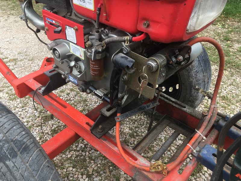 ขายเครื่องสูบน้ำดีเซลไดสตาร์ท11แรงพร้อมใช้งานราคา25,000บาทโทร088-9049322