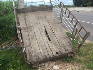 ขายสาลี่เทเลอร์ดั้มใส่รถไถเพลาตันโทร088-9049322