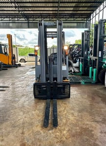 235 รถไฟฟ้านั่งขับ Jungheinrich EFG216