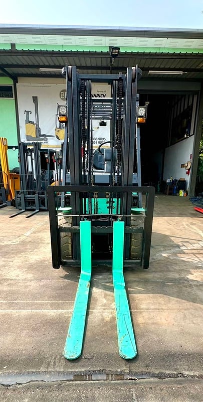 189 Mitsubishi FB30CA