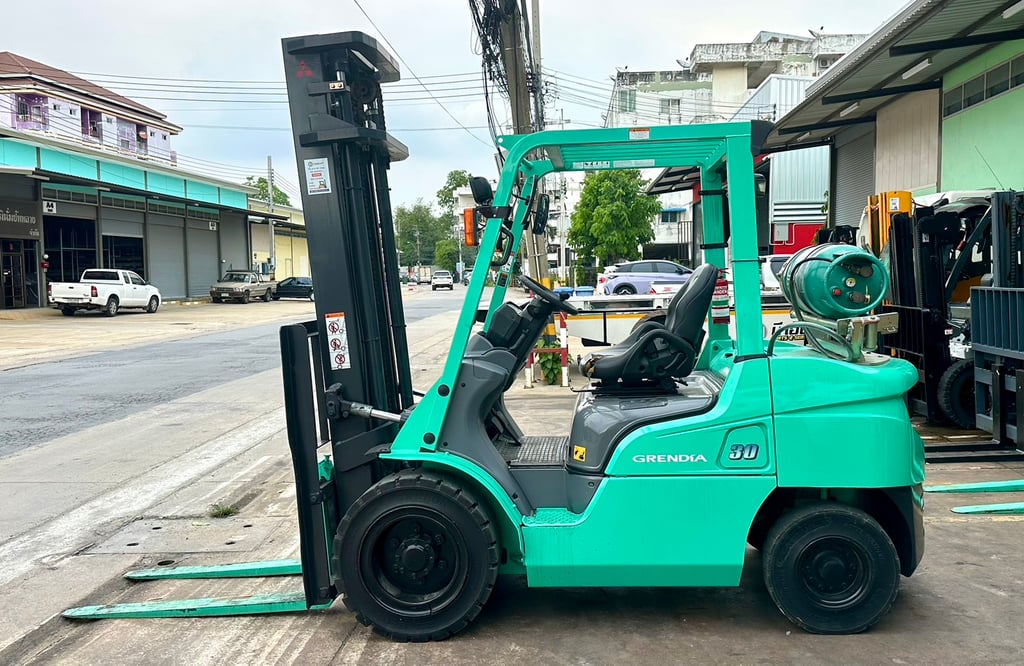 214 รถยกMitsubishi FG30F13C