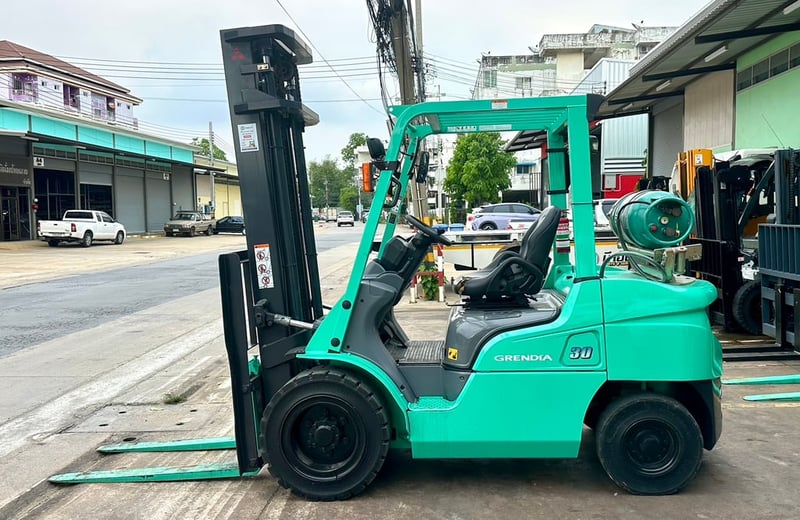 214 รถยกMitsubishi FG30F13C