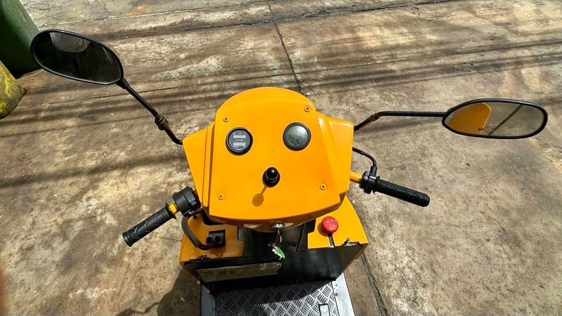 1.3 รถลากจูงไฟฟ้า JUMBO 