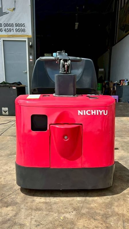 1.4 รถลากจูงไฟฟ้า Nichiyu 