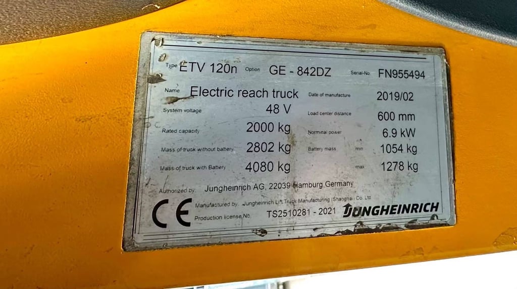 229 รถไฟฟ้านั่งขับข้าง Jungheinrich ETV120nGE115-1052DZ