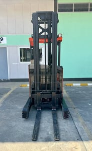 184 รถไฟฟ้านั่งขับข้าง BT140M