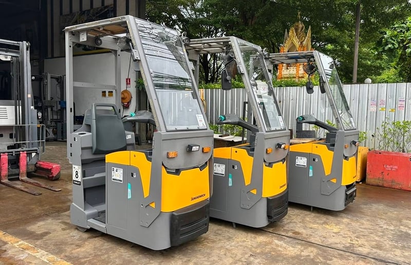 1.5 รถลาก Towing Jungheinrich EZS 230