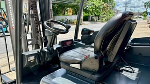 236 รถไฟฟ้านั่งขับ Jungheinrich EFG425 