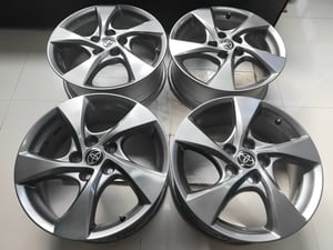 ล้อ17นิ้ว ใส่โตโยต้า รับเกษตรนวมินทร์ T.0918164725