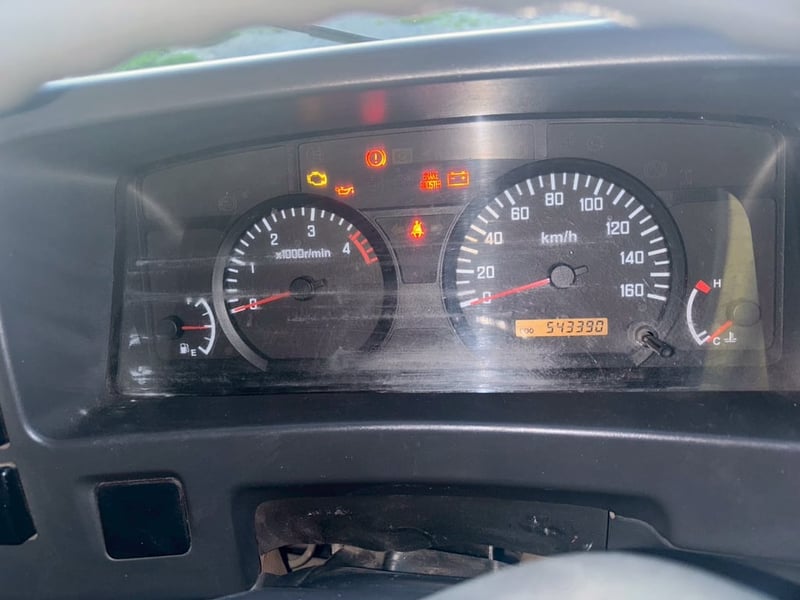 รถฝากขาย ISUZU NMR 130แรงม้า รถบรรทุก 6ล้อ กระบะเหล็ก ปี2008 เลขไมล์ 543,390 กม.