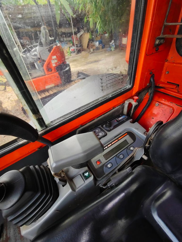ขายรถแบคโค30 สภาพพร้อมใช้งาน